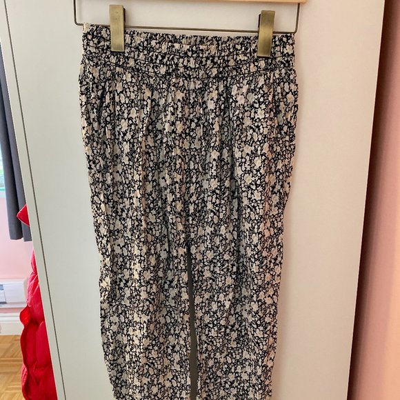 Floral Tapered Pants - Picture 1 of 6